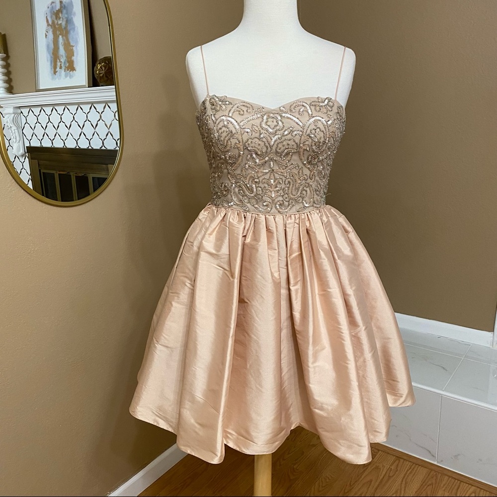 Aidan Mattox Short Cocktail Beaded Dress Size 6